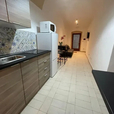 Alex Comfort House *